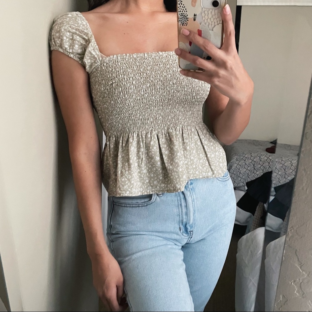 Abercrombie & Fitch Top